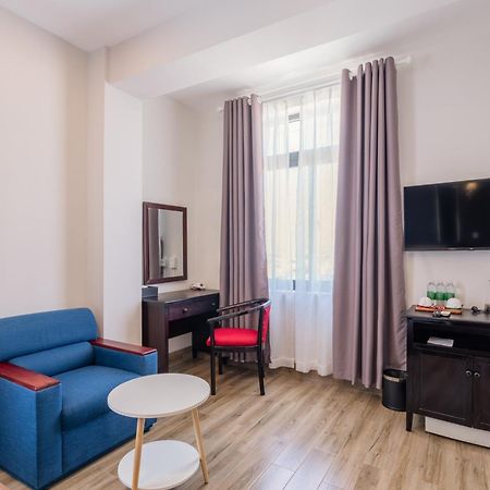 The Palms Hotel By Hmg Phan Thiết Extérieur photo