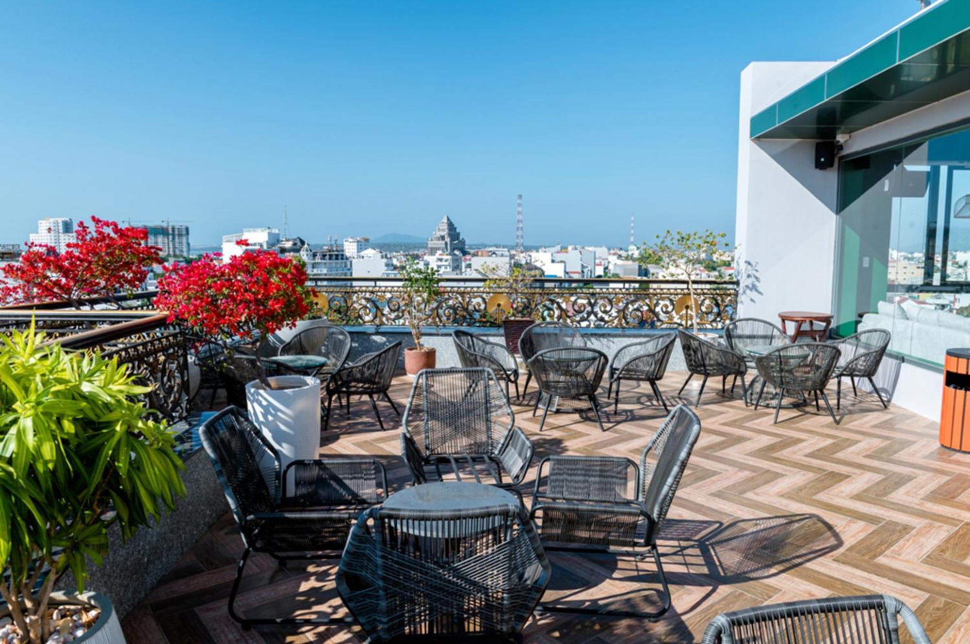 The Palms Hotel By Hmg Phan Thiết Extérieur photo